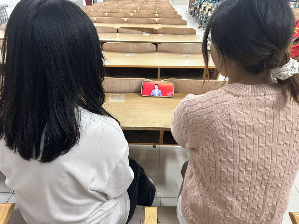 D8DD3